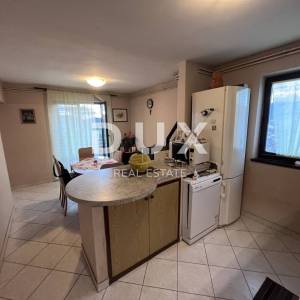 RIJEKA, SRDOČI, CENTAR - samostojeća kuća sa 3 stana + pomoćna zgrada + okućnica! PRILIKA! HITNO!