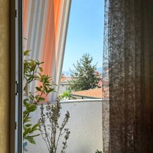 RIJEKA, SRDOČI - Dvoetažan stan s parkirnim mjestom