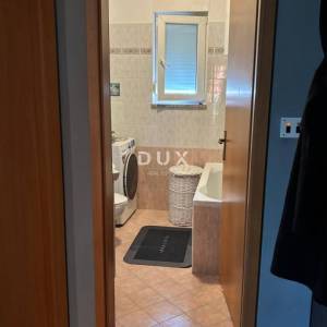 RIJEKA, SRDOČI - Dvoetažan stan s parkirnim mjestom