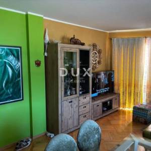 RIJEKA, SRDOČI - Dvoetažan stan s parkirnim mjestom