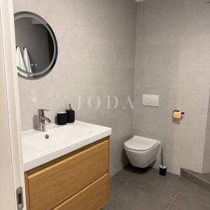 Rijeka stan u neposrednoj blizini Korza