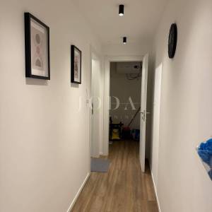 Rijeka stan u neposrednoj blizini Korza