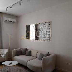 Rijeka, Sušak, 2s+db, 85m2, balkon