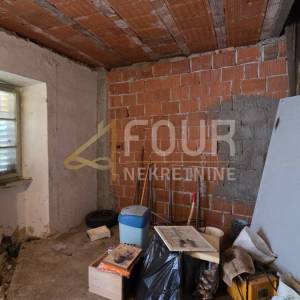 Rijeka, Trsat, dvojna kuća, 50m2