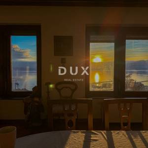 RIJEKA, TRSAT – etaža privatne kuće s očaravajućim pogledom na more, vrhunska pozicija iznad centra Rijeke