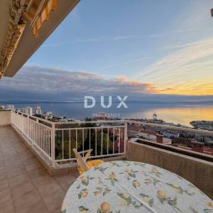 RIJEKA, TRSAT – etaža privatne kuće s očaravajućim pogledom na more, vrhunska pozicija iznad centra Rijeke