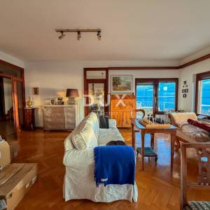 RIJEKA, TRSAT – etaža privatne kuće s očaravajućim pogledom na more, vrhunska pozicija iznad centra Rijeke