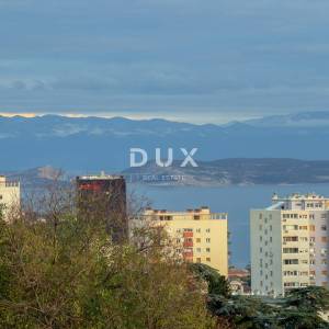 RIJEKA, TRSAT – etaža privatne kuće s očaravajućim pogledom na more, vrhunska pozicija iznad centra Rijeke