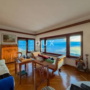 RIJEKA, TRSAT – etaža privatne kuće s očaravajućim pogledom na more, vrhunska pozicija iznad centra Rijeke