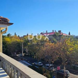 RIJEKA, TRSAT - Prostran trosoban stan s dnevnim boravkom na mirnoj lokaciji , 114m2