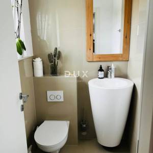 RIJEKA, ZAMET - novogradnja, dvoetažna kuća sa garažom i okućnicom, snižena cijena!