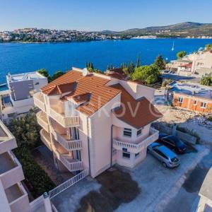 Rogoznica, Zatoglav, apartmanski objekt - 7 app