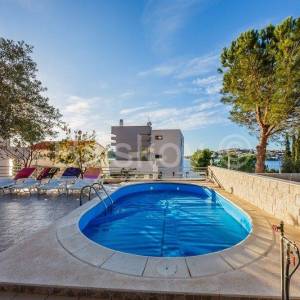 Rogoznica, Zatoglav, apartmanski objekt - 7 app