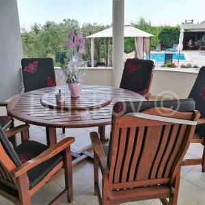 Rogoznica,uvala Lozica,samostojeca apartmanska kuca.