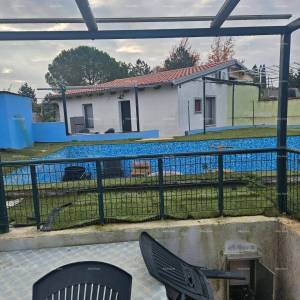 Rovinj – prizemnica s bazenom i velikom parcelom (68 m²)