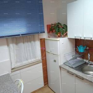 Rovinj – prizemnica s bazenom i velikom parcelom (68 m²)