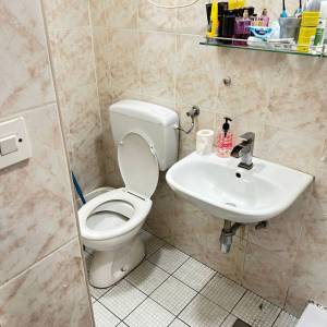 Rudeš, poslovni prostor 17m2, zaseban ulaz, blizina raznih sadržaja