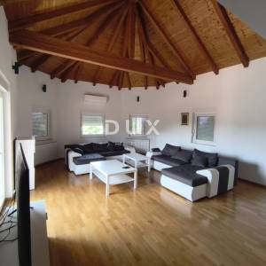 SAMOBOR - VRHOVČAK - TOP PRILIKA! Stan u oazi mira,život u prirodi