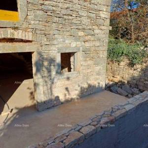 Samostojeća kuća u izgradnji – Tinjan