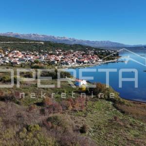 Samostojeća kuća u prvom redu do mora, Posedarje 