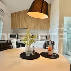 Samostojeća kuća u prvom redu do mora, Posedarje 