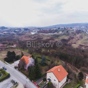 Samostojeća obiteljska kuća na dominantnoj parceli 4.359m2