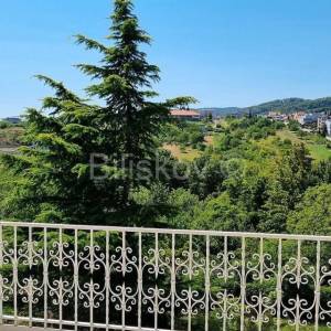 Samostojeća obiteljska kuća na dominantnoj parceli 4.359m2