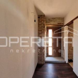 Šarmantna kamena kuća u Grohotama, Šolta