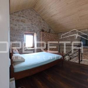 Šarmantna kamena kuća u Grohotama, Šolta