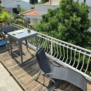 Šarmantna kuća 30m od mora, Okrug Gornji, prodaja