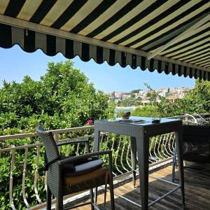 Šarmantna kuća 30m od mora, Okrug Gornji, prodaja