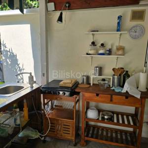 Šarmantna kuća 30m od mora, Okrug Gornji, prodaja