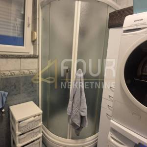 Saršoni, 51.42m2, 2s+db, lođa