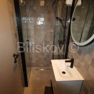 Seget Donji, kuća sa 3 stana, 427m2, prodaja