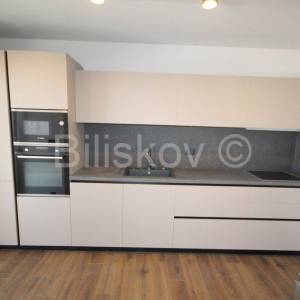 Seget Donji, kuća sa 3 stana, 427m2, prodaja