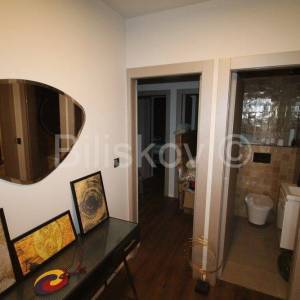 Seget Donji, kuća sa 3 stana, 427m2, prodaja