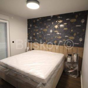 Seget Donji, kuća sa 3 stana, 427m2, prodaja