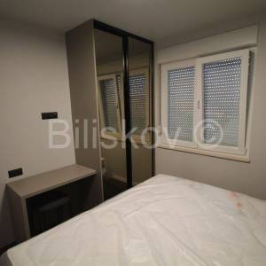 Seget Donji, kuća sa 3 stana, 427m2, prodaja