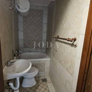 Selce kuća u strogom centru