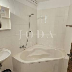 Selce kuća u strogom centru