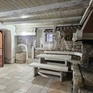 Selce kuća u strogom centru