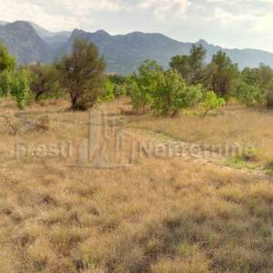 SELINE-STARIGRAD- GRAĐEVINSKO ZEMLJIŠTE 1531m2