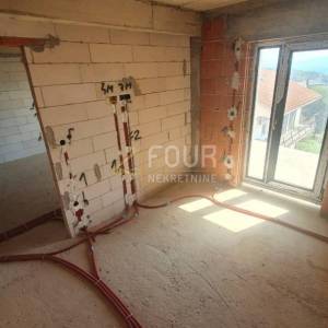 Senj, projekt kuće sa 6 stambenih jedinica i 6 garaža