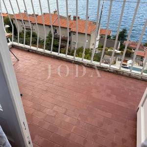 Senj - stan s otvorenim pogledom na more, blizu centra