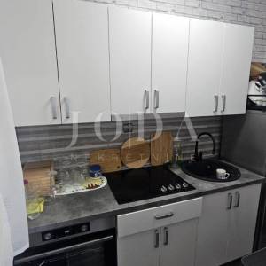 Senj stan s predivnim pogledom na more