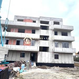 Sesvete,3-S(S1)81m2 s vrtom i parkingom,lift, BEZ PROVIZIJE ZA KUPCA