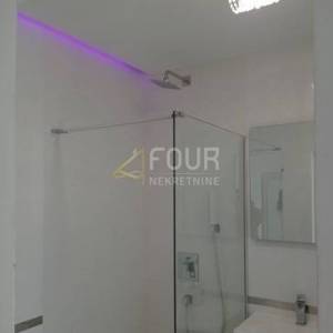 Šibenik, 2s+db, 62m2, pogled na more