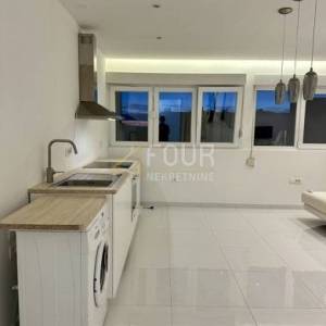 Šibenik, 2s+db, 62m2, pogled na more