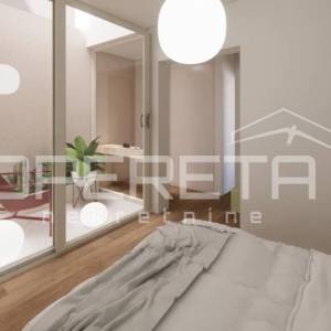 Šibenik, centar – kuća u izgradnji, 3 etaže, terasa