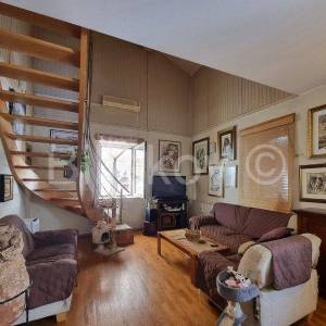 Šibenik, Grad prodaja dvoetažni  trosoban stan, terasa